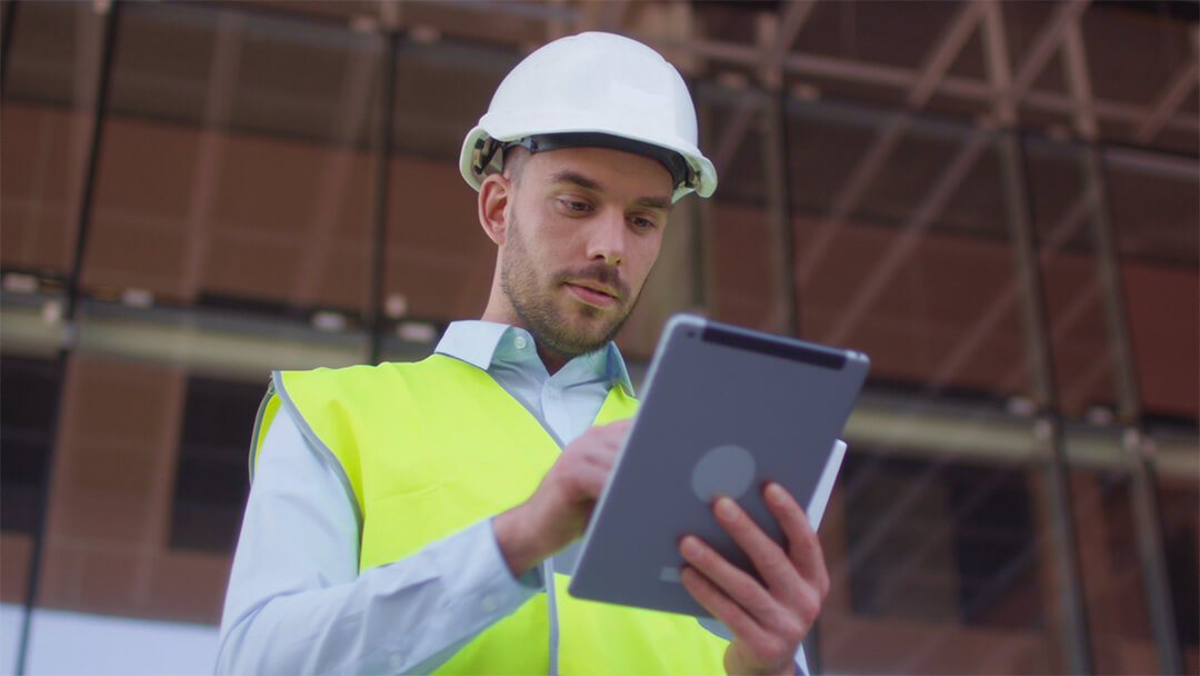 tablet-user-levee-de-reserve suivi-de-chantier-excel-conseils