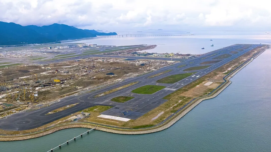 HK Airport Third Runway